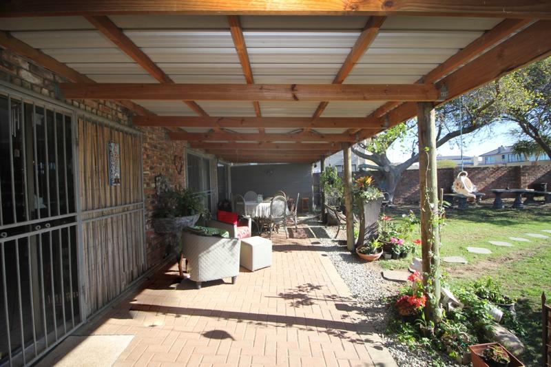 3 Bedroom Property for Sale in Reebok Western Cape